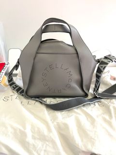 （分類：）位於 。 由 mbichon 提交（商品編號 1215965749，圖片 1）。簡介： 。