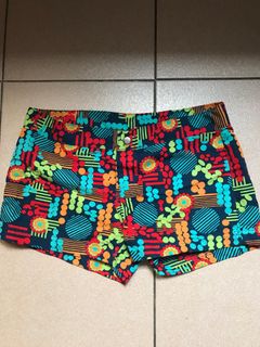 (Category: ) located in . Submitted by ur_shop (Listing ID 1215928290, Image 1). Description: .