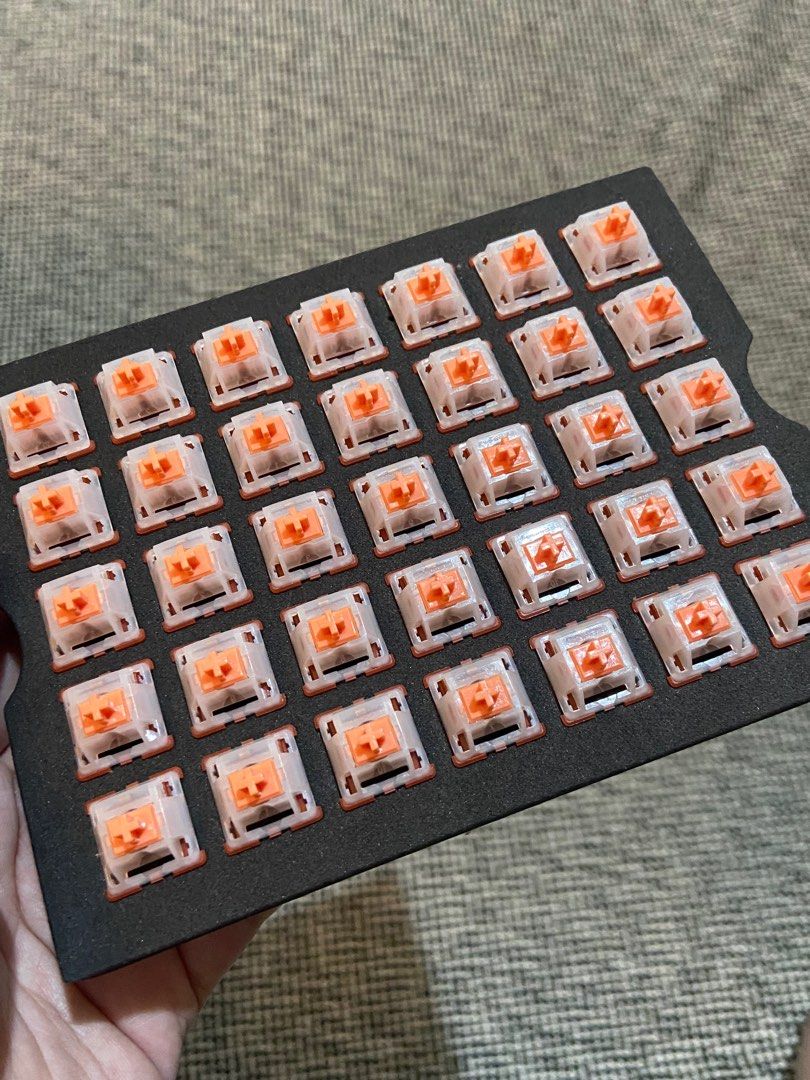 Tecware Pearl Salmon Tactile Switches 35 pcs lubed light (Category: Computer Keyboard) located in Mandaluyong City. Submitted by mybabypreloveditems (Listing ID 1216050021, Image 3). Description: Never used Still brandnew Selling low.