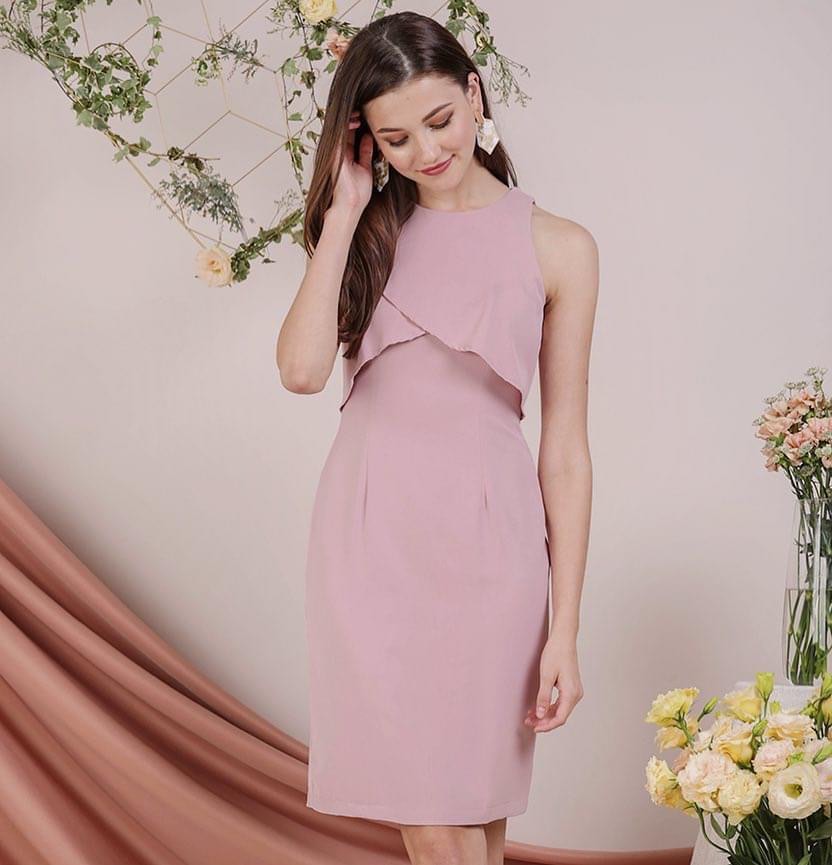 The tinsel rack sweet tulip dress in pink, Women's Fashion, Dresses