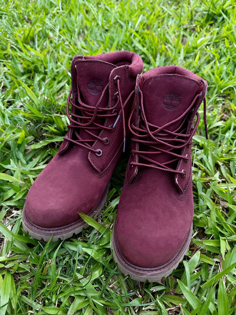detective Distante Redada Timberland Maroon Boots, Women's Fashion, Footwear, Boots on Carousell