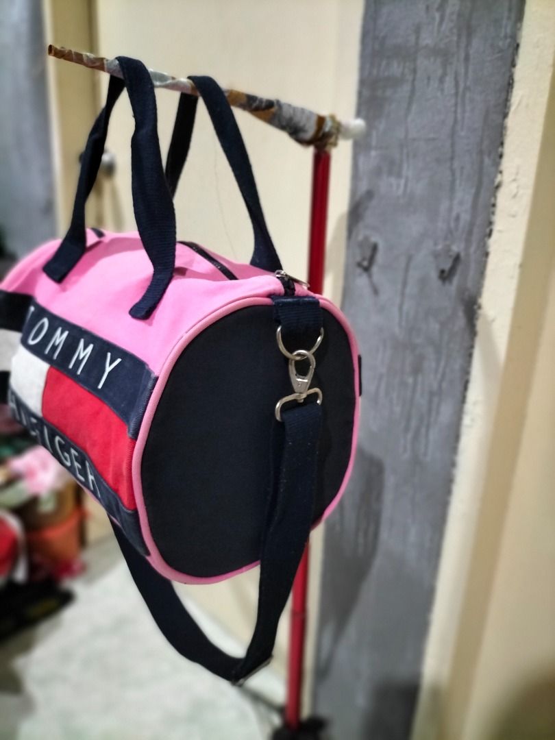 TOMMY HILFIGER Duffle Bag Women s Fashion Bags Wallets Tote