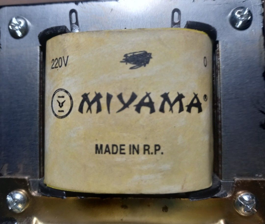 Transformer 12amps (Category: Electrical, Adaptors & Sockets) located in Quezon City. Submitted by regie.69 (Listing ID 1215963378, Image 3). Description: Transformer 12amps 220v. No cod or cop payment first. Pm if interested po. .
