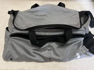 （分類：）位於 。 由 mirrorcowb 提交（商品編號 1215956794，圖片 1）。簡介： 。