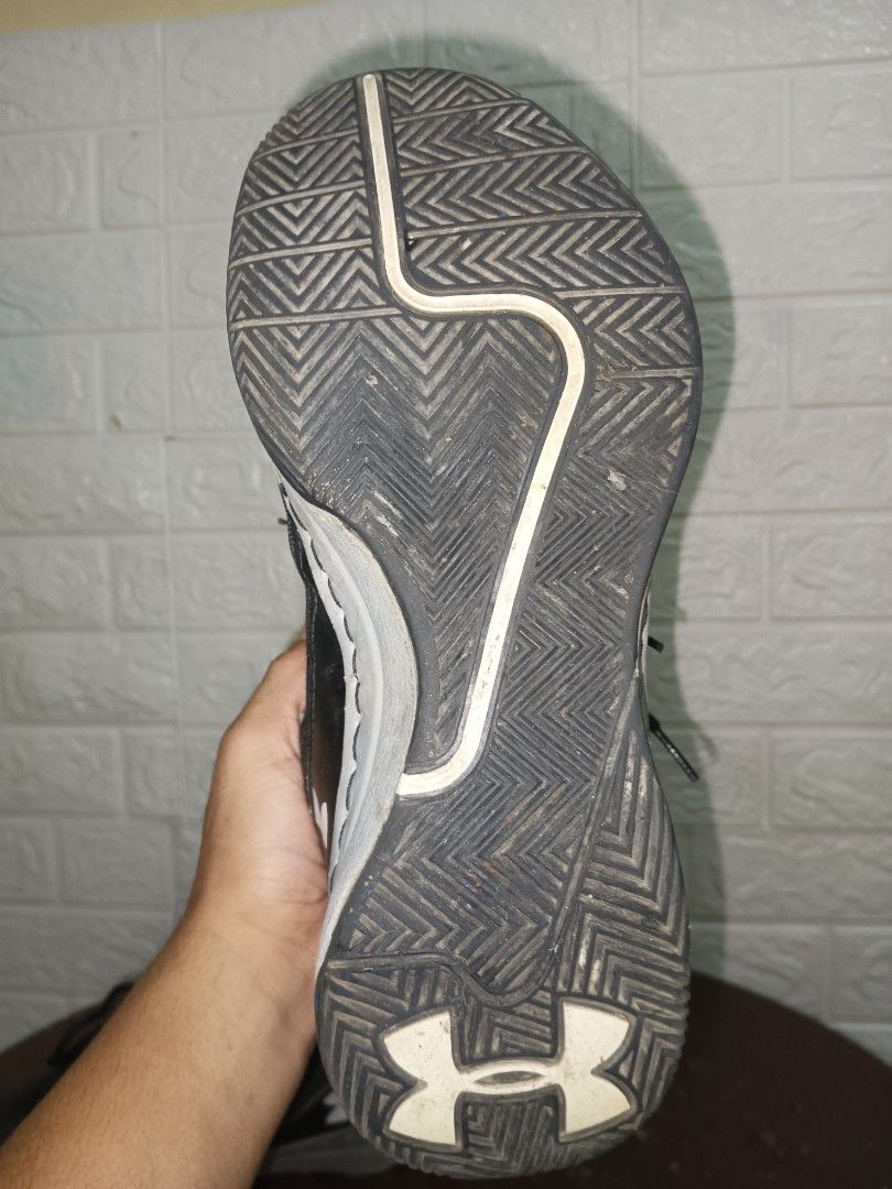 Latest under armour shoes 219 on sale