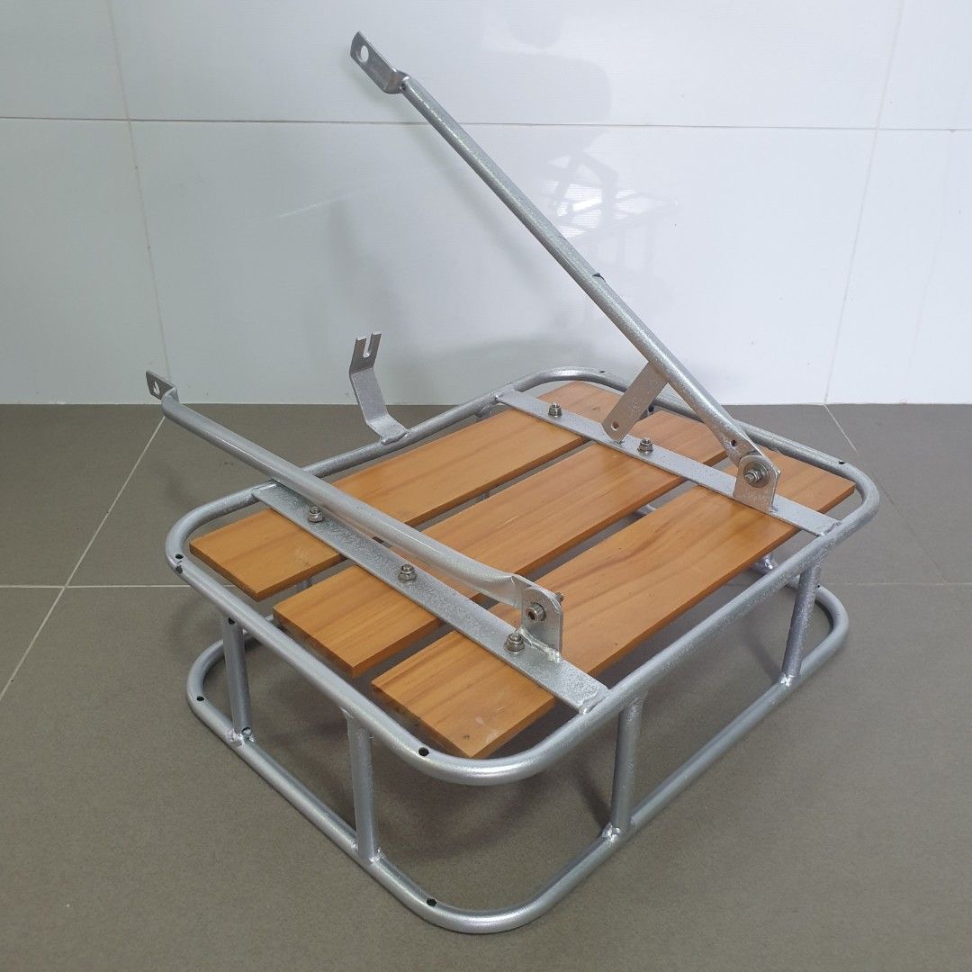 Used Front Bike Carrier for Cruisers, 700C, Sports Equipment, Bicycles