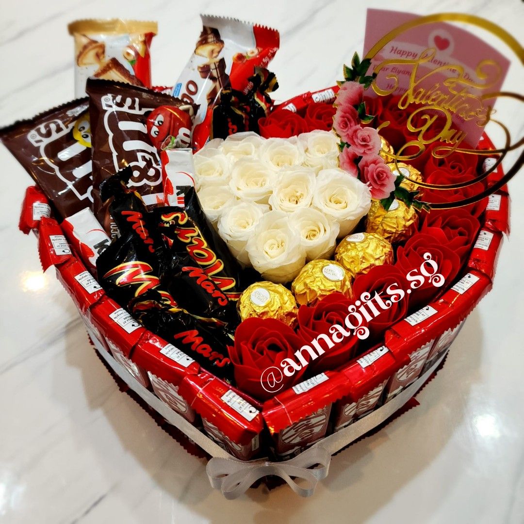 Chocolate Bouquet in box, Hobbies & Toys, Stationery & Craft, Handmade  Craft on Carousell