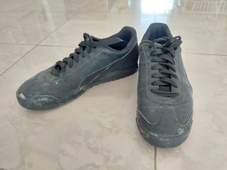 Worn Puma Roma US10