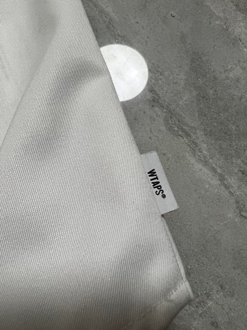 WTAPS shirt LEAGUE 01 / LS / CTPL. TWILL white size 02, 男裝, 外套