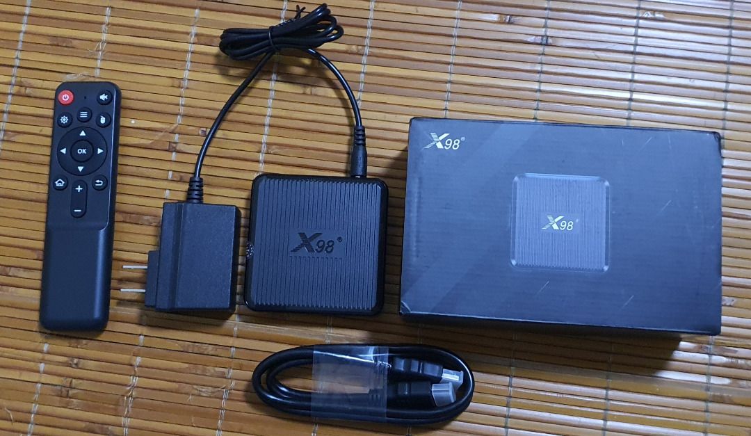 X98Q media player, Mobile Phones & Gadgets, Other Gadgets on Carousell