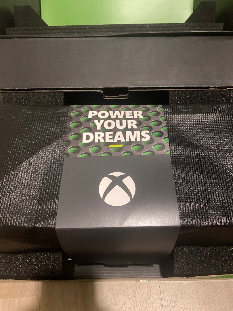 Xbox Series X with warranty, Video Gaming, Video Game Consoles, Xbox on