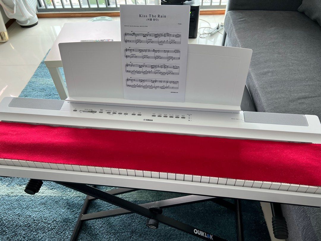 Yamaha Digital Piano P121 Like New, Hobbies & Toys, Music & Media