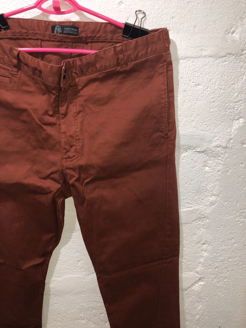 Zara man maroon (Category: Joggers) located in Subic. Submitted by EdwardC39 (Listing ID 1215962925, Image 2). Description: Please check the photos carefully. If there are any questions let me know. Also, there are no returns no exchanges, and No COD/COP. So, always makes sure you are 100% certain of what you are buying. Customers who pay first will get the item and some items need rewashing. The actual measurement of the pants(inches) Length- 42