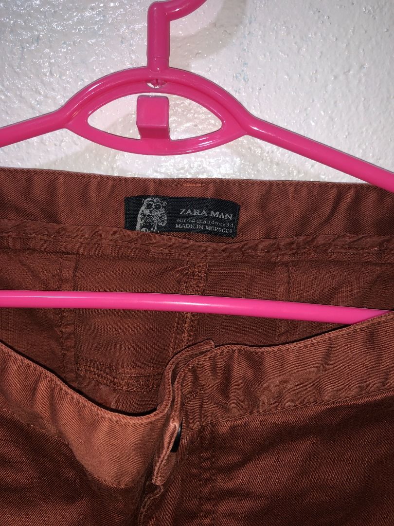 Zara man maroon (Category: Joggers) located in Subic. Submitted by EdwardC39 (Listing ID 1215962925, Image 3). Description: Please check the photos carefully. If there are any questions let me know. Also, there are no returns no exchanges, and No COD/COP. So, always makes sure you are 100% certain of what you are buying. Customers who pay first will get the item and some items need rewashing. The actual measurement of the pants(inches) Length- 42
