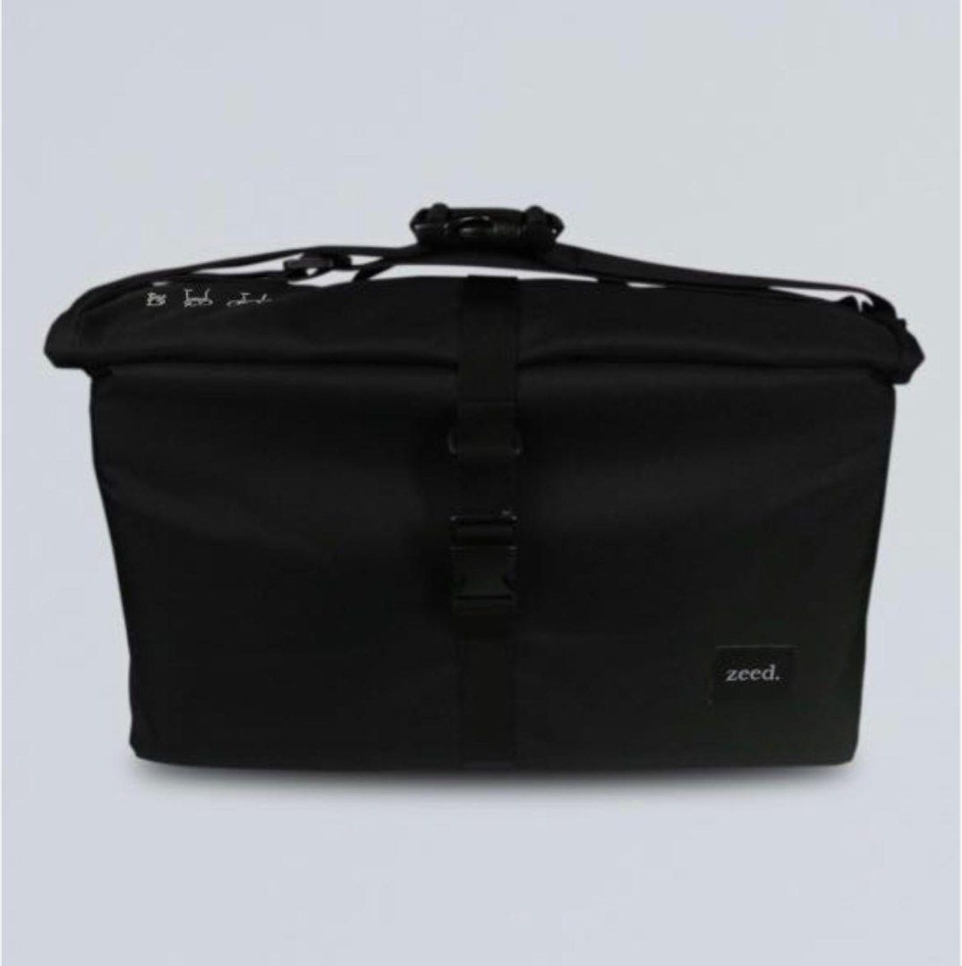 Zeed Front Lock Bag, Sports Equipment, Bicycles & Parts, Parts