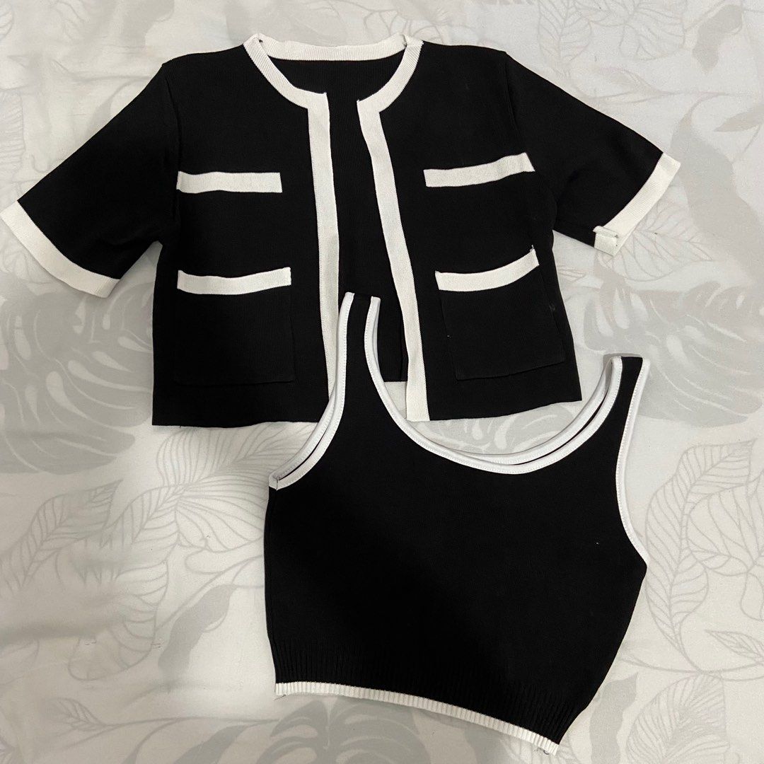 2in1 crop top (Category: Blouses) located in Legazpi City. Submitted by cb0903 (Listing ID 1216145386, Image 1). Description: Fits small to med Meet up: SM Legazpi If ship: LBC COP (P95) Rfs: moving to canada in June.