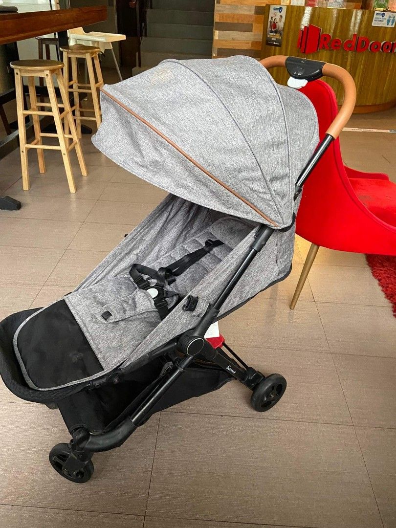 Abon genius compact online stroller