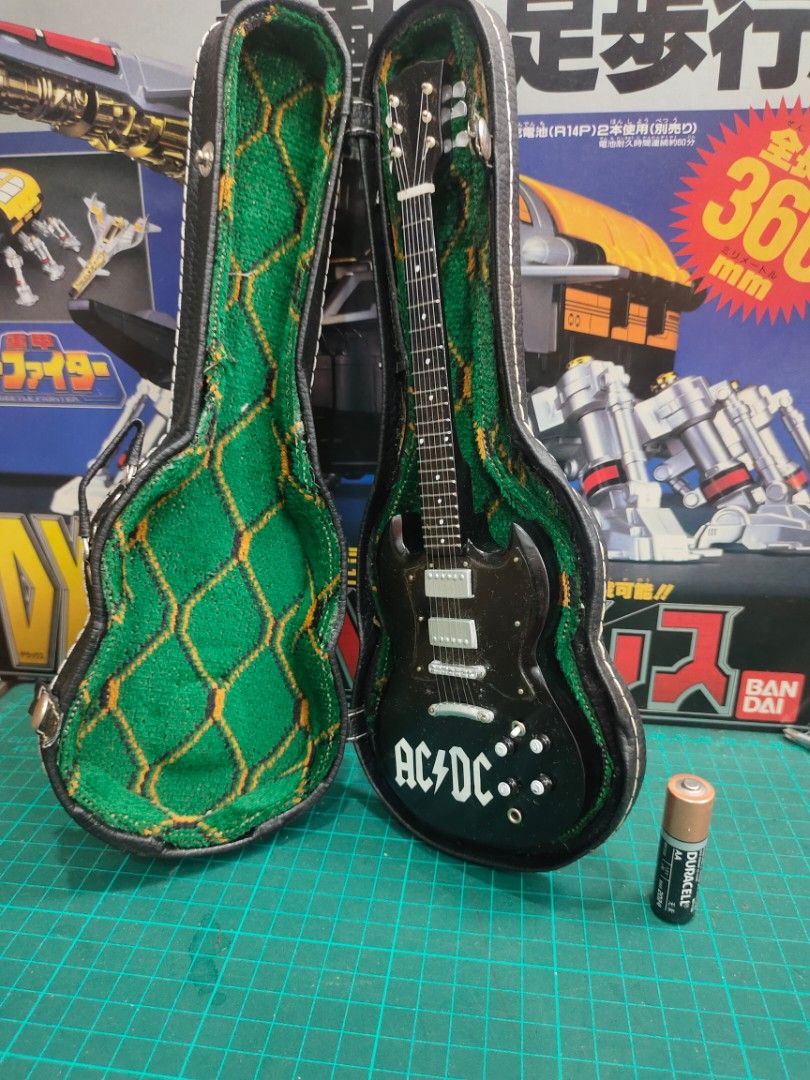 Acdc miniature guitar, Hobbies & Toys, Music & Media, Musical ...