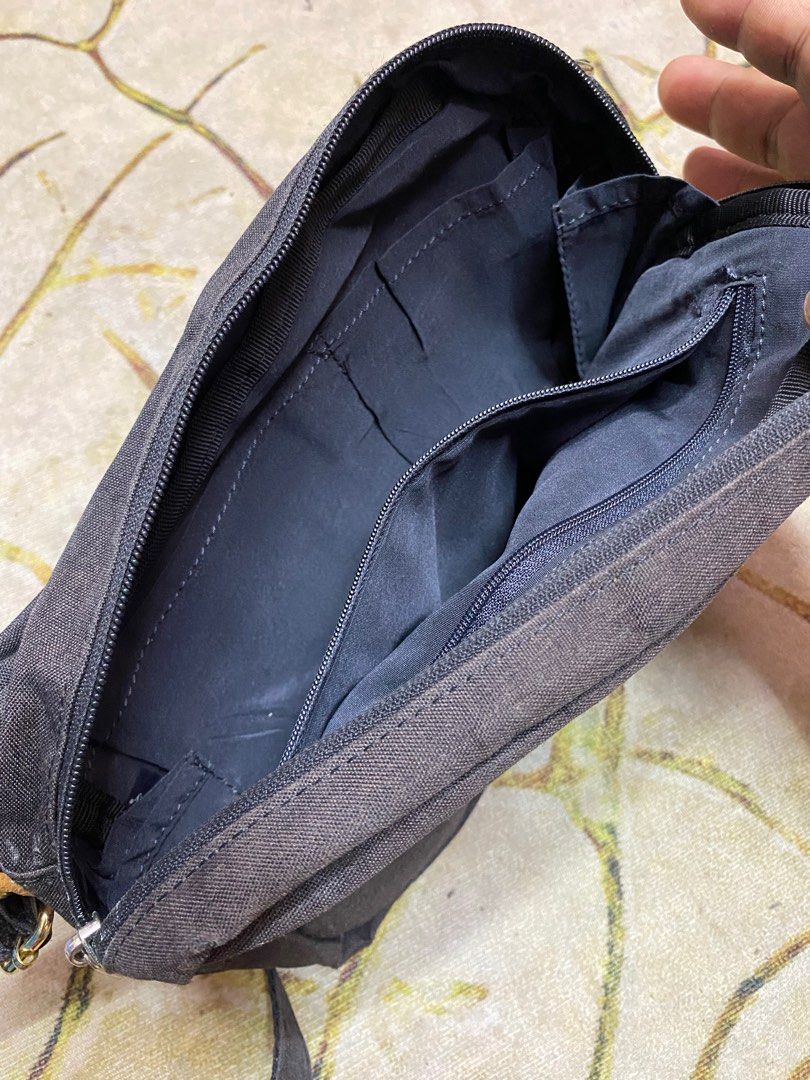 Anello sling bag hot sale for men