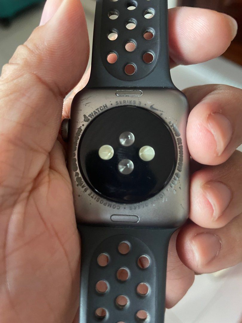 Apple Watch Series 3 with Nike black strap GPS 42mm