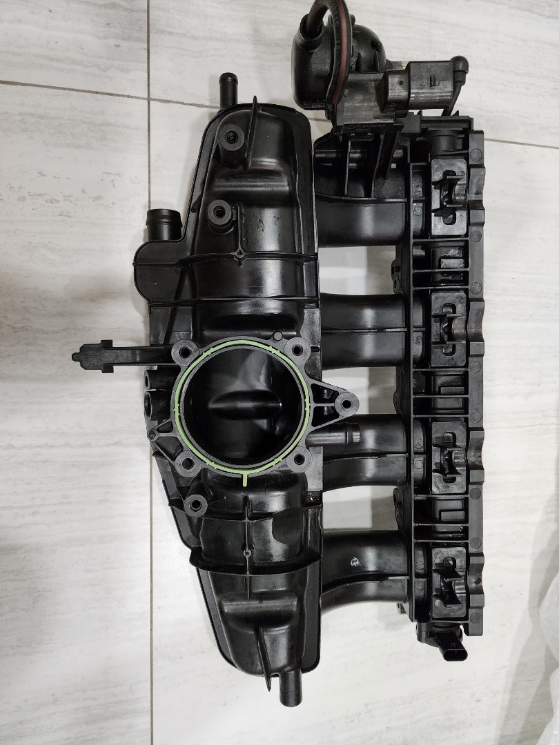 Audi/VW 2.0 TFSI Intake Manifold and Fuel Rail, Car Accessories ...