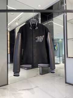 (Category: ) located in . Submitted by luxurycloset.shop (Listing ID 1216098667, Image 1). Description: .