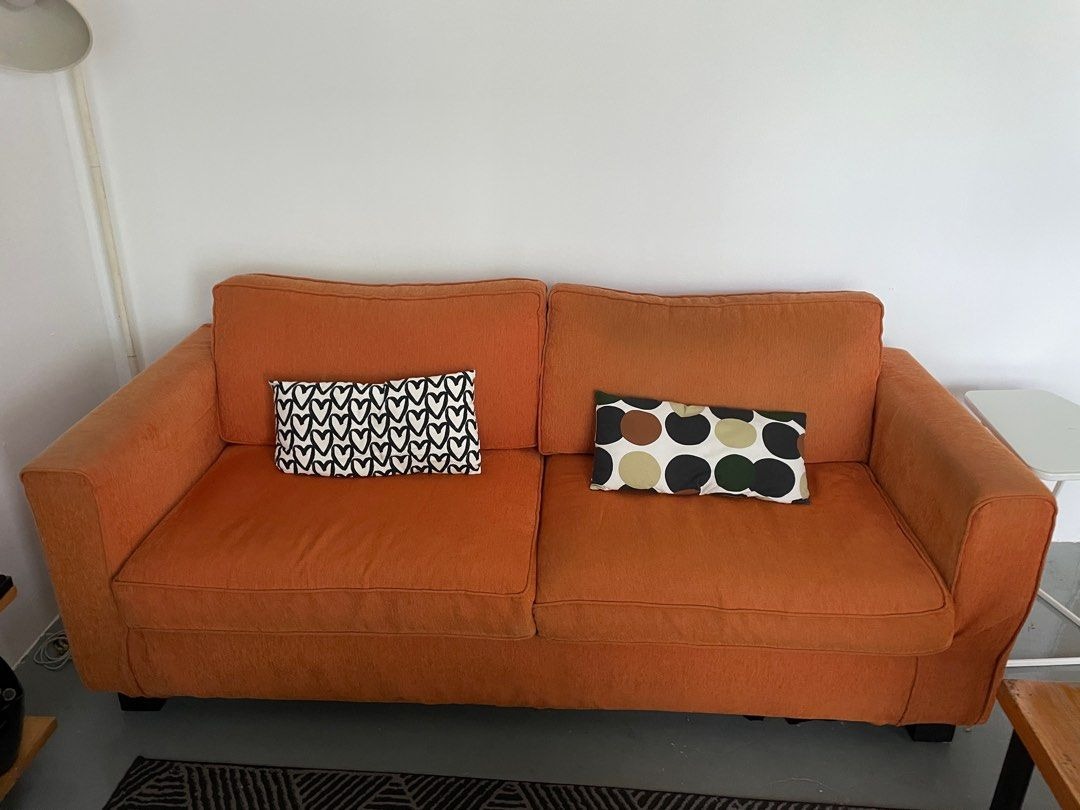 Awesome preloved sofa set (2 seater and 3 seater), Furniture & Home