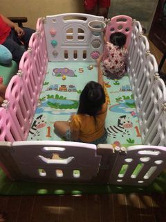 Baby Fence for girl (14 panels)