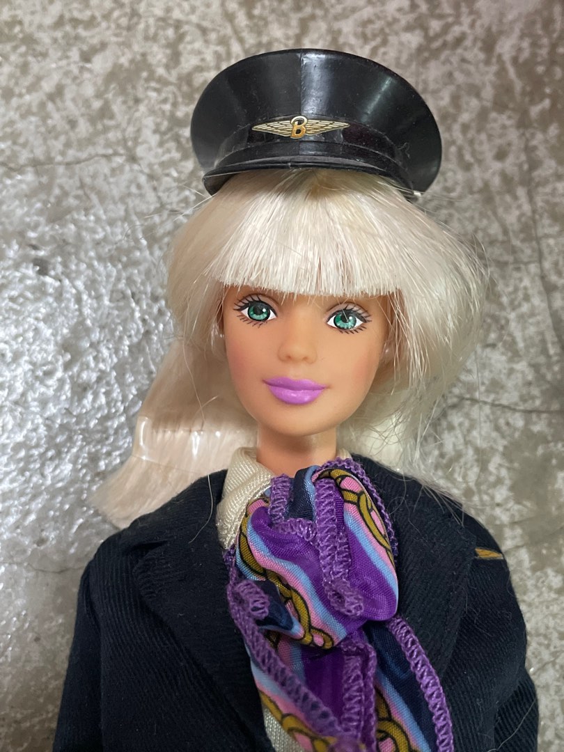barbie pilot 1999 mackie face