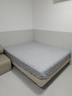 (Category: ) located in . Submitted by gowmv (Listing ID 1216229436, Image 1). Description: .