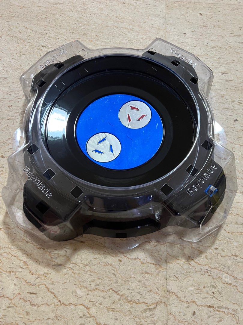Beyblade Burst Dual Cyclone Stadium