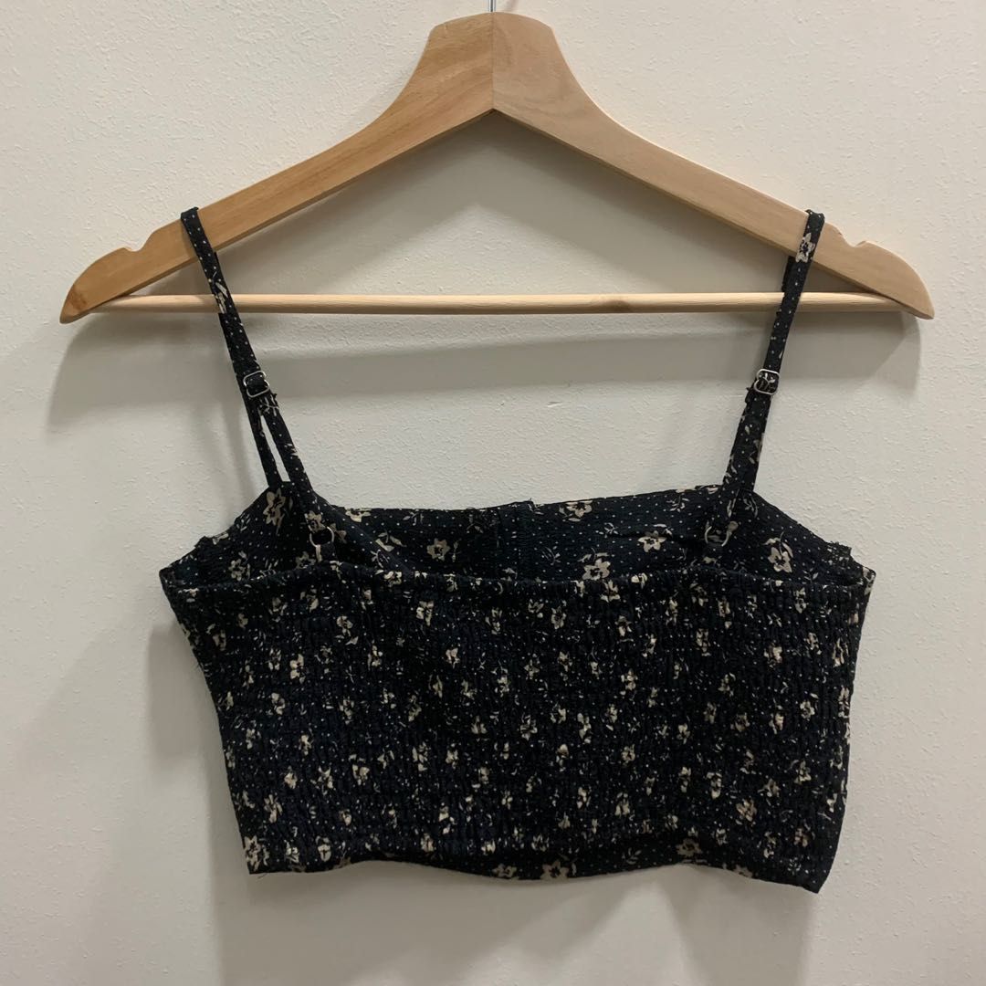 black floral bustier crop top, Women's Fashion, Tops, Sleeveless on  Carousell