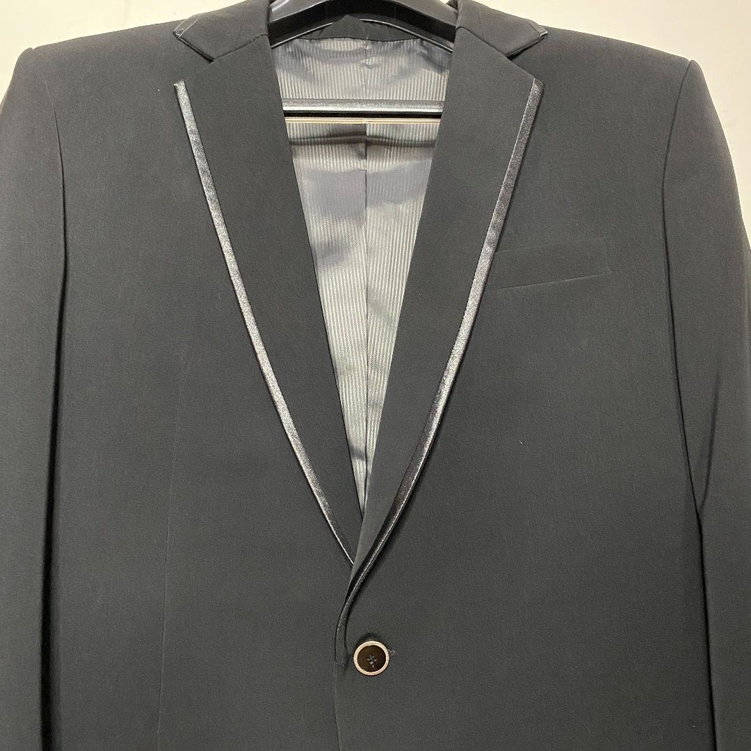 Black GQ Dress of Prestige XL Men s Coat Americana Men s Fashion Coats Jackets and Outerwear on Carousell