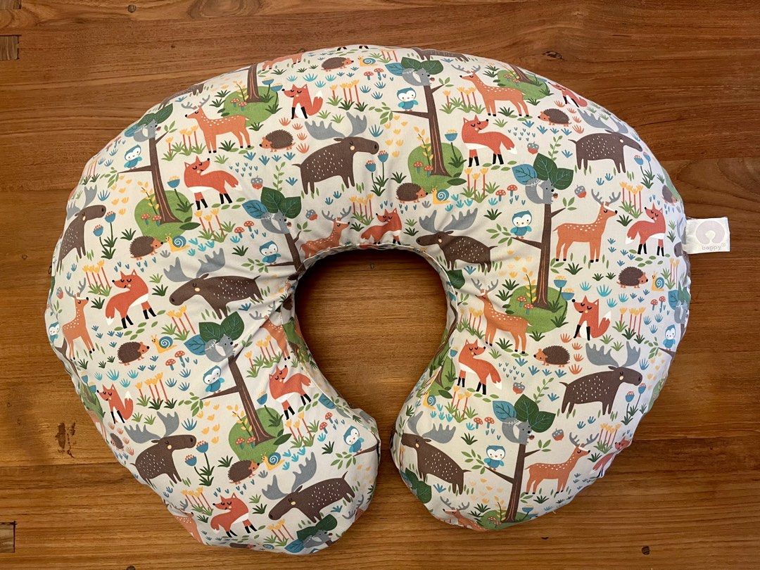 Boppy Pillow + Covers, Babies & Kids, Nursing & Feeding, Breastfeeding