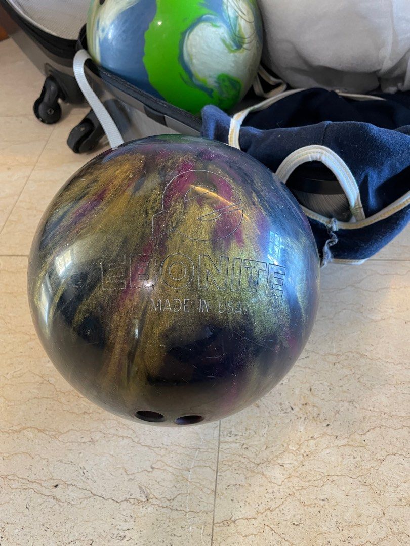 Bowling Ball Smallest Size for Kids (Probably a 6Weight Ball), Sports