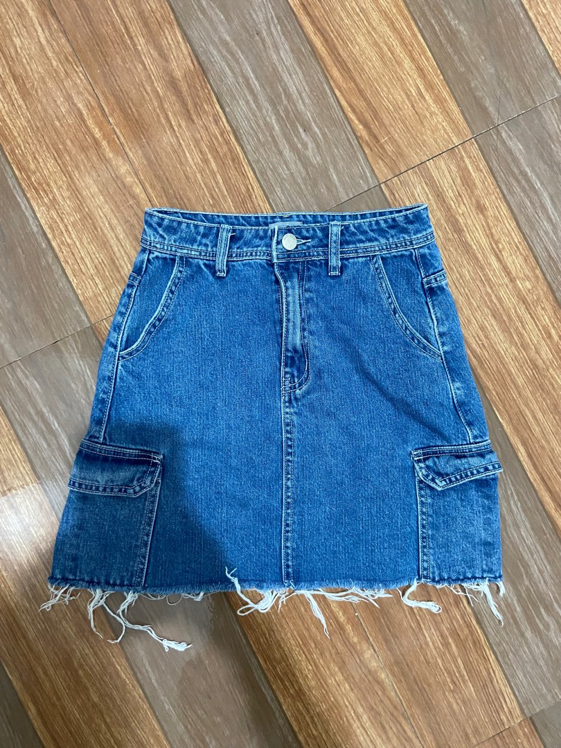 Cargo Skirt on Carousell