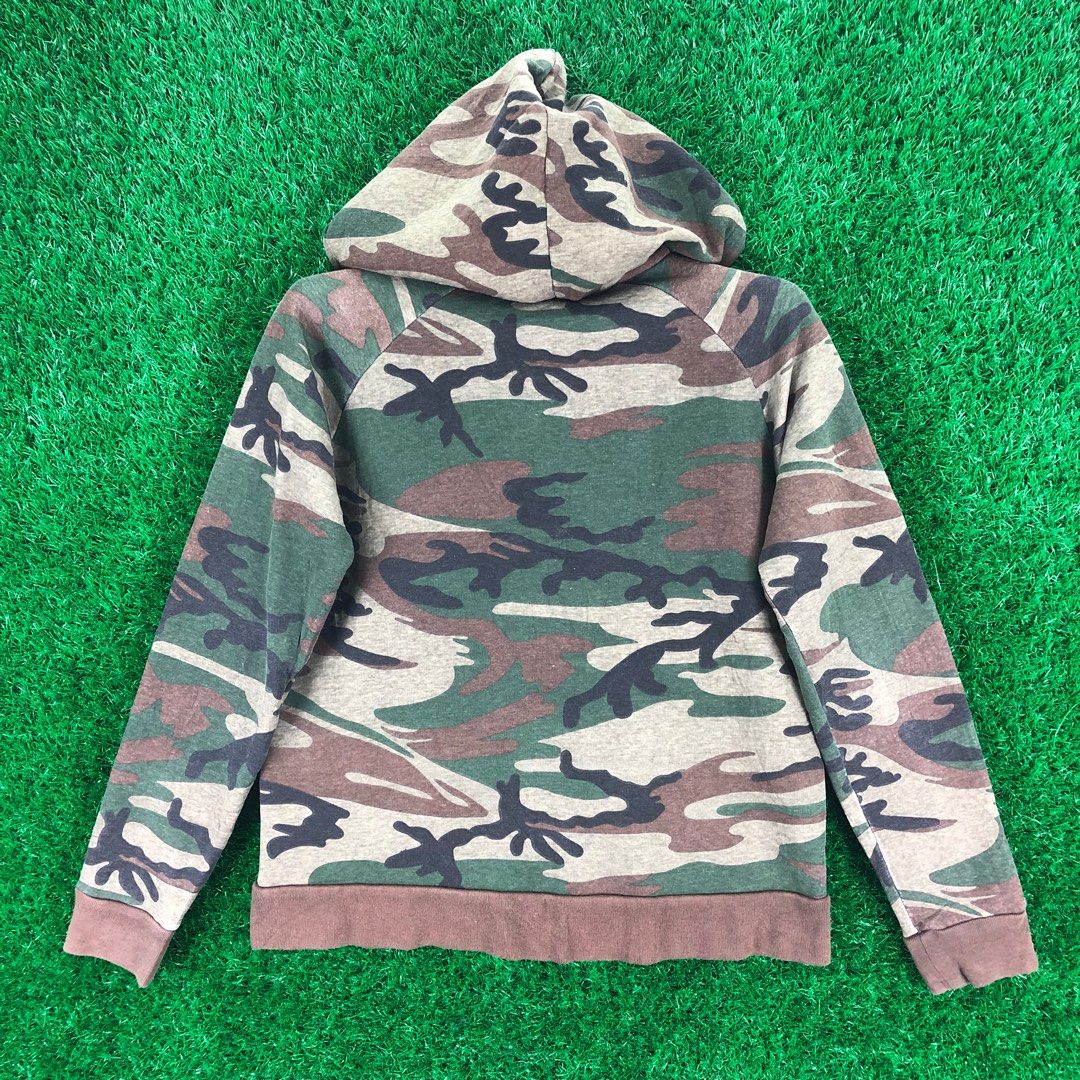 Carhartt top camo sweater