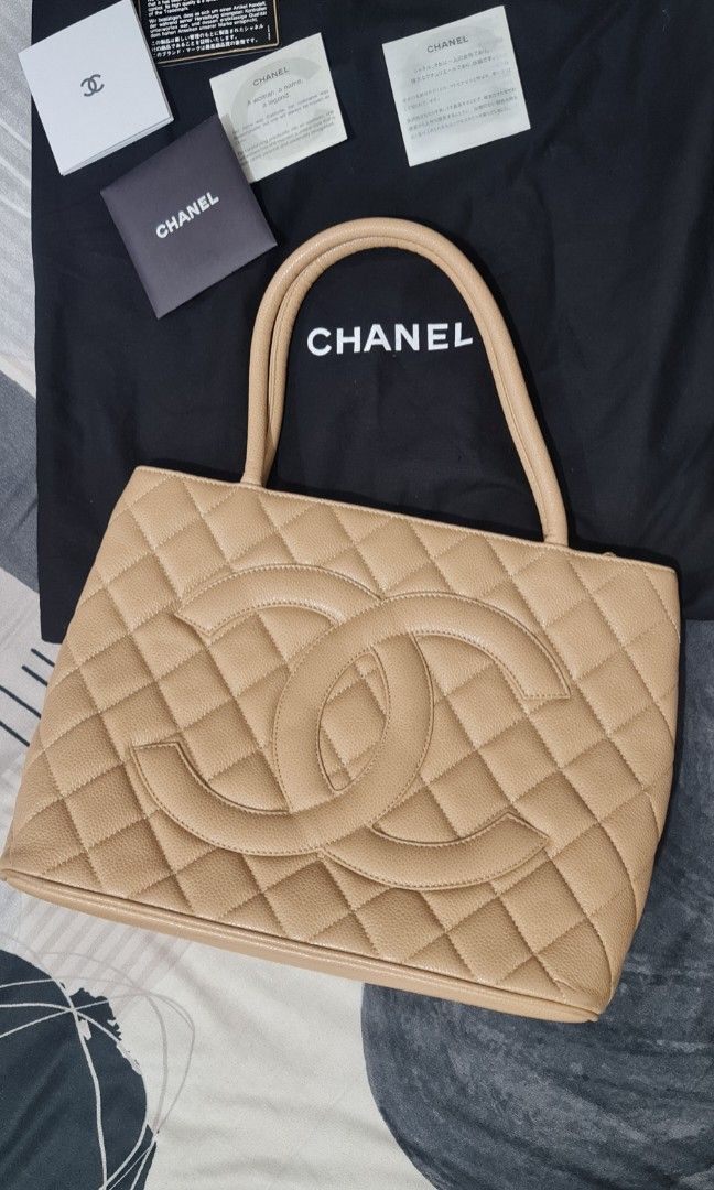 Like New*Chanel Medallion Tote Bag in cream beige, Women's Fashion, Bags &  Wallets, Shoulder Bags on Carousell