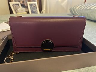 (Category: ) located in . Submitted by yuqtan (Listing ID 1216148575, Image 1). Description: .