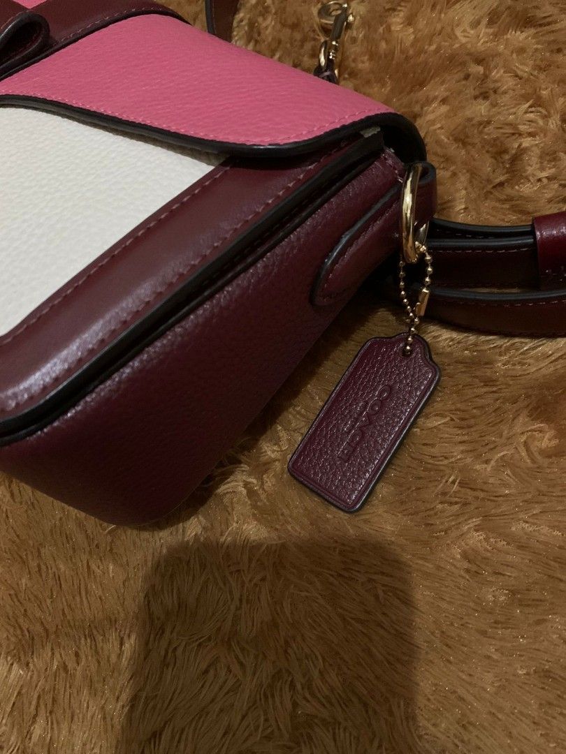 Coach Tabby original, Fesyen Wanita, Tas & Dompet di Carousell