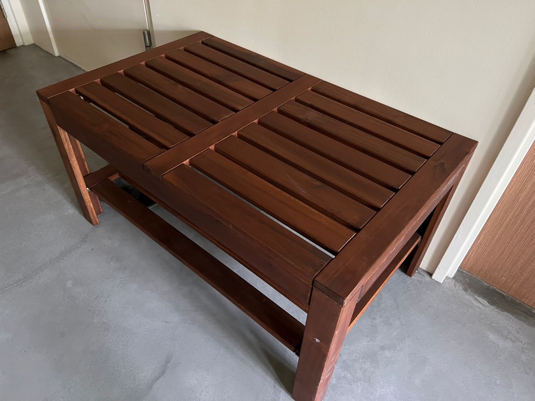 Coffee table/outdoor table, Furniture & Home Living, Furniture, Tables