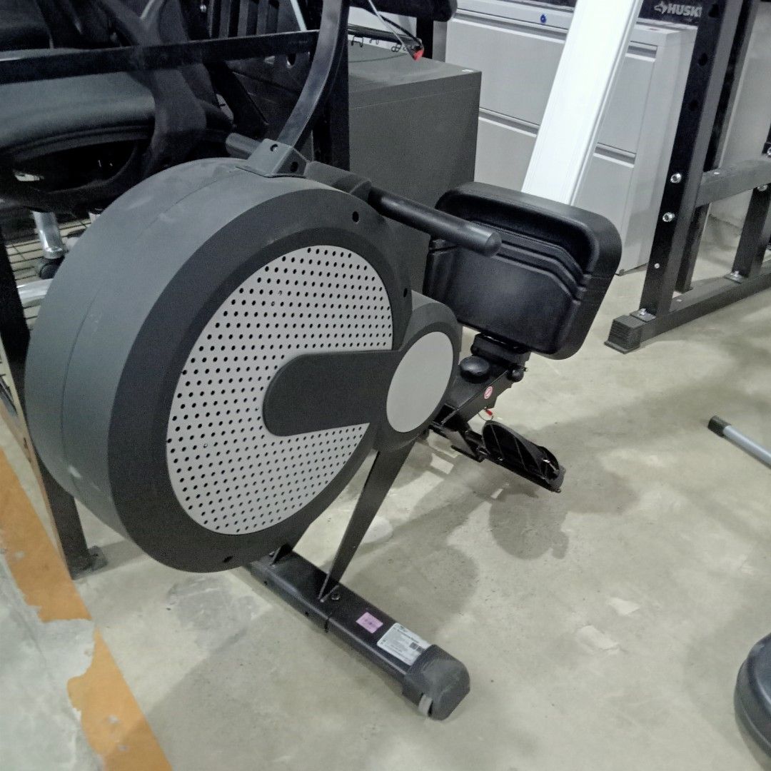 Crane Air Resistance Rowing Machine, Sports Equipment, Exercise & Fitness, Cardio & Fitness
