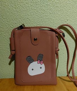 (Category: ) located in . Submitted by moanascloset (Listing ID 1216186552, Image 1). Description: .