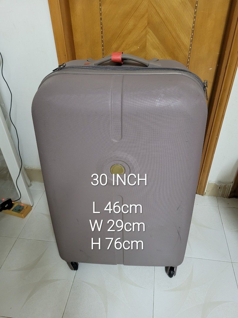 Delsey 30 INCH Luggage ,Four wheel,30kilos, 興趣及遊戲, 旅行, 旅遊 行李箱