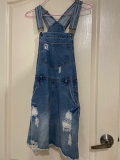 (Category: ) located in . Submitted by hoardertendencies (Listing ID 1216206030, Image 1). Description: .