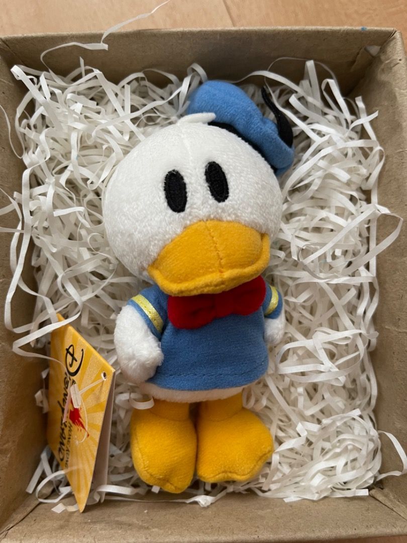 Donald cheap duck keychain