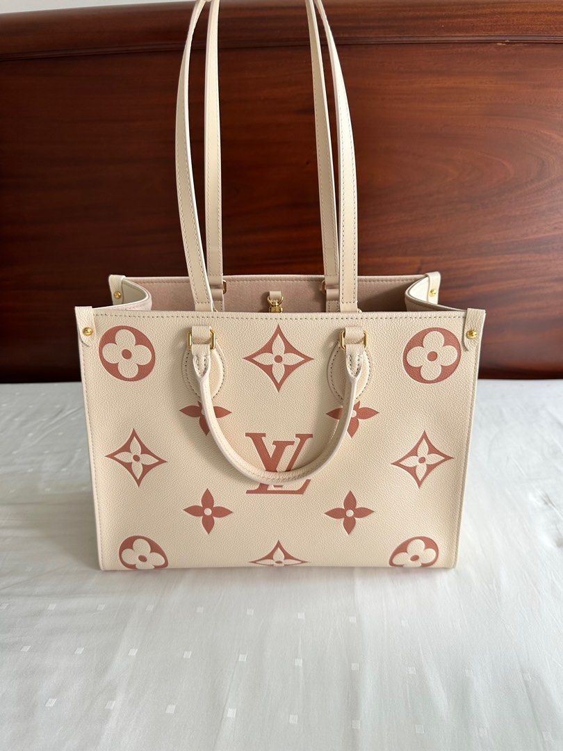 Shop Louis Vuitton ONTHEGO 2023-24FW Shoulder Bags (M46653) by YUI_IN_PARis