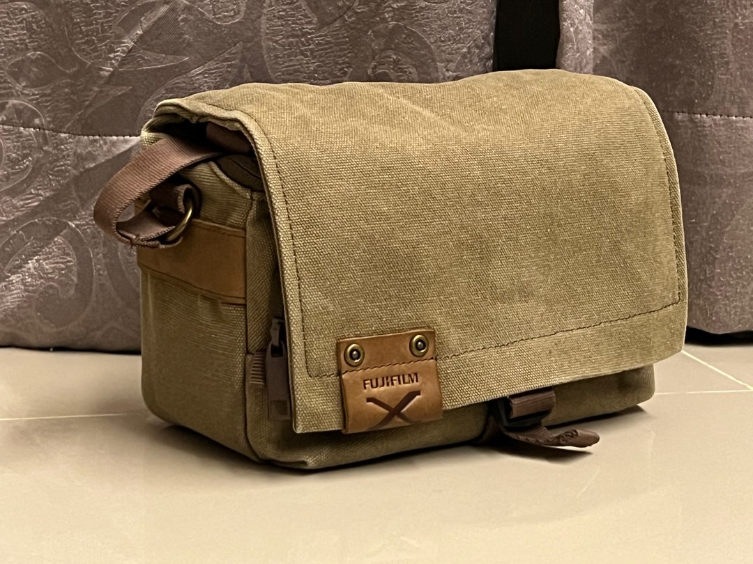 Fujifilm 2025 sling bag