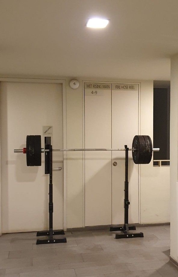 Full set weights, barbell and stands., Sports Equipment, Exercise