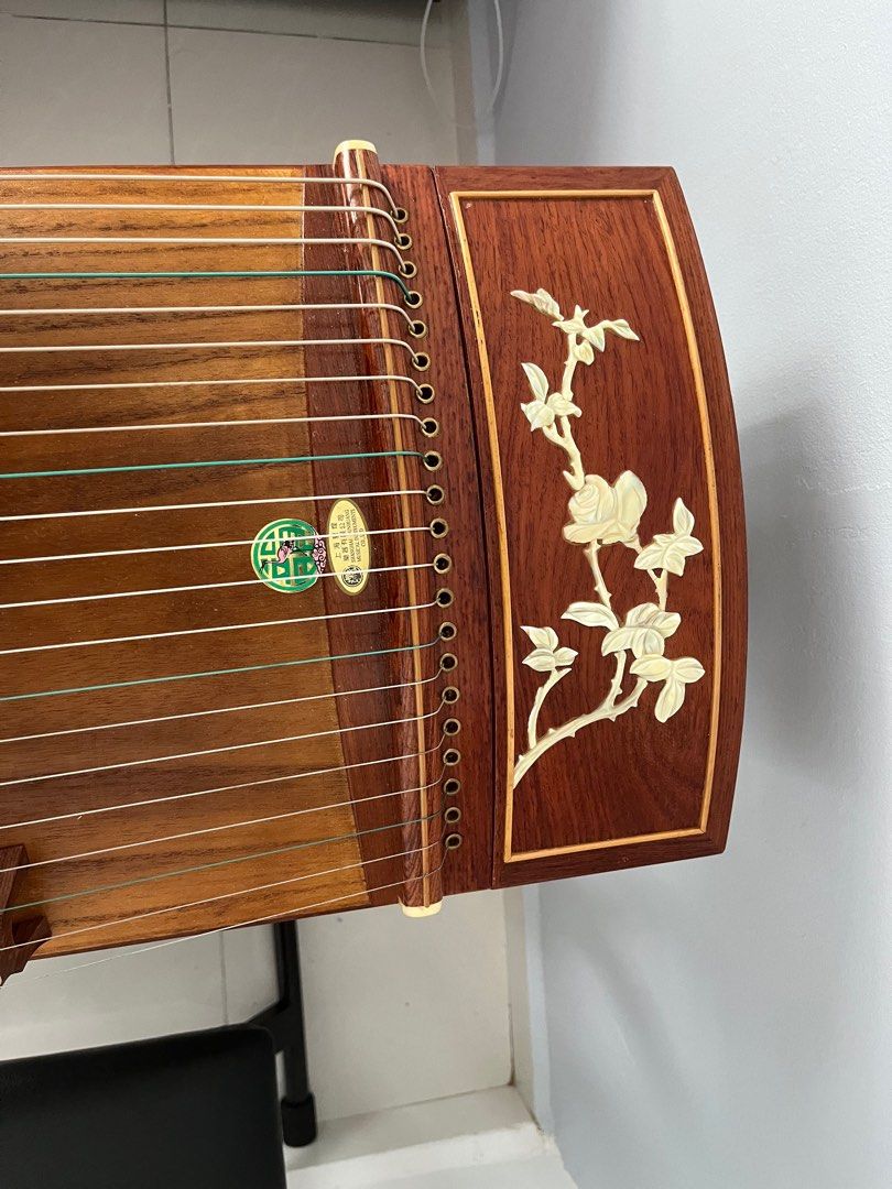 Guzheng, Hobbies & Toys, Music & Media, Musical Instruments on Carousell